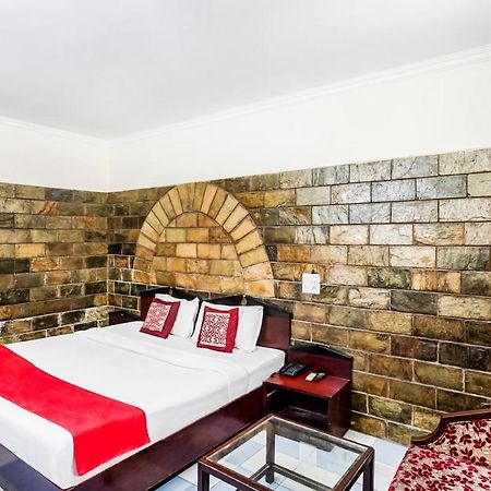 Hotel Oscar Regency Panchkula Zewnętrze zdjęcie