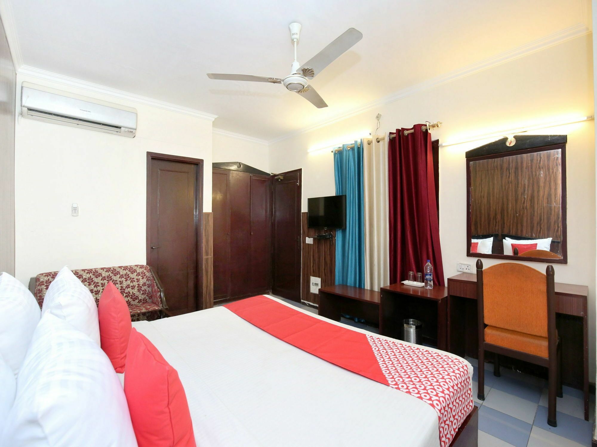 Hotel Oscar Regency Panchkula Zewnętrze zdjęcie
