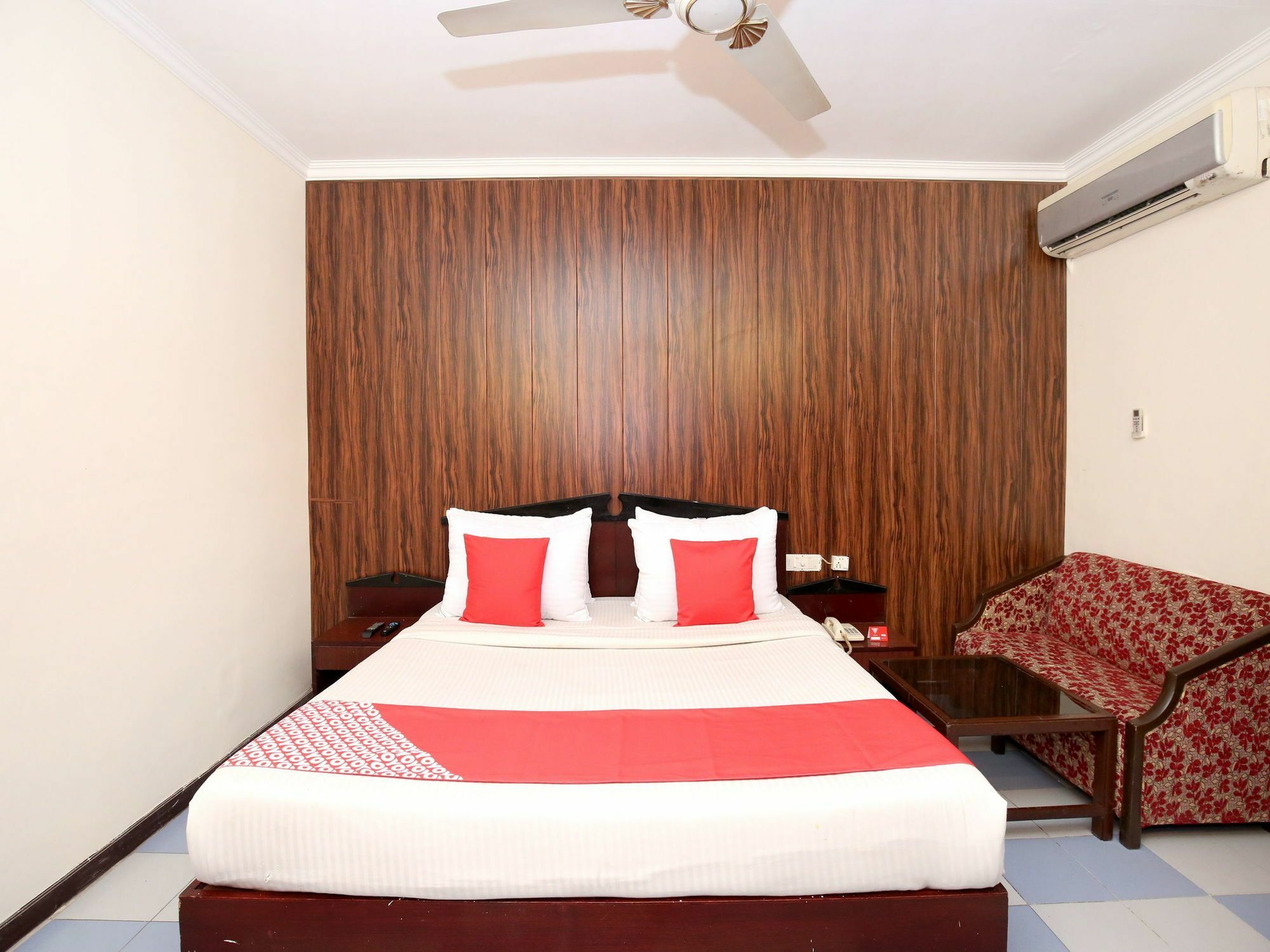 Hotel Oscar Regency Panchkula Zewnętrze zdjęcie