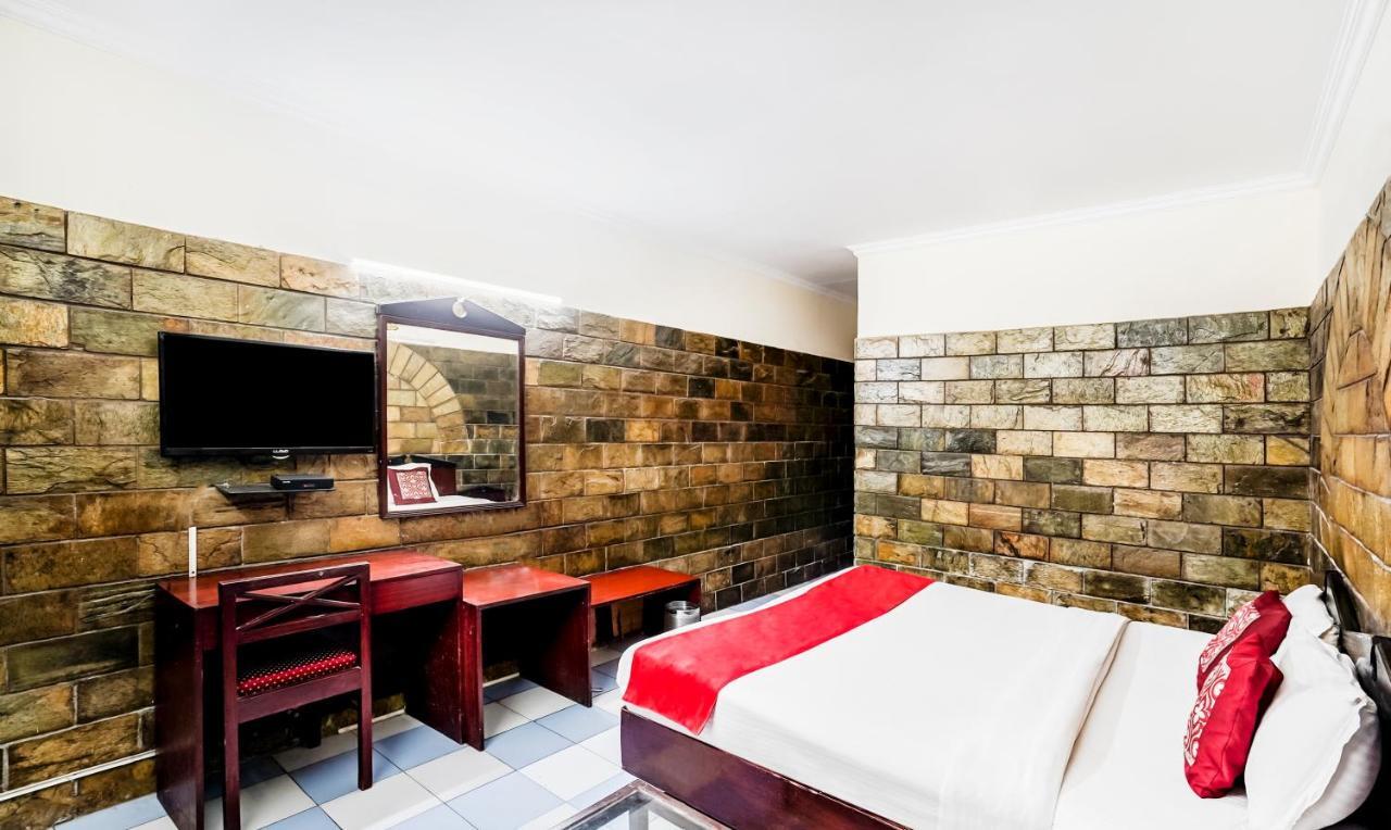 Hotel Oscar Regency Panchkula Zewnętrze zdjęcie