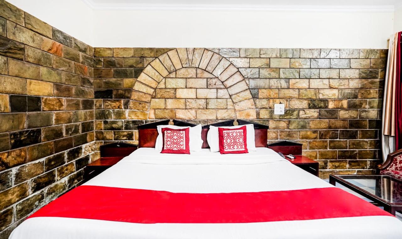 Hotel Oscar Regency Panchkula Zewnętrze zdjęcie